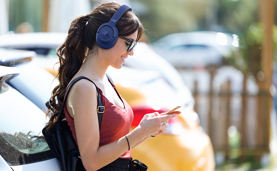 JBL Tune 780NC Dos micrófonos con tecnología de conformación de haz para disfrutar de unas llamadas perfectas - Image