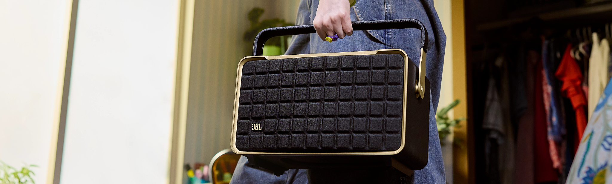 JBL AUTENTHICS 300: DESCUBRÍ EL PARLANTE DE SONIDO JBL-RETRO