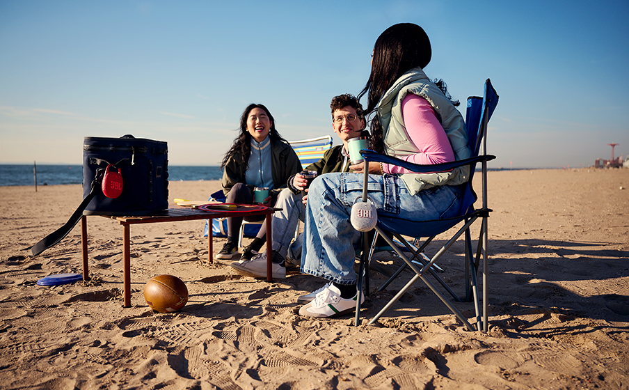 Hasta 12 horas de reproducci&oacute;n m&aacute;s 3 horas extra con Playtime Boost