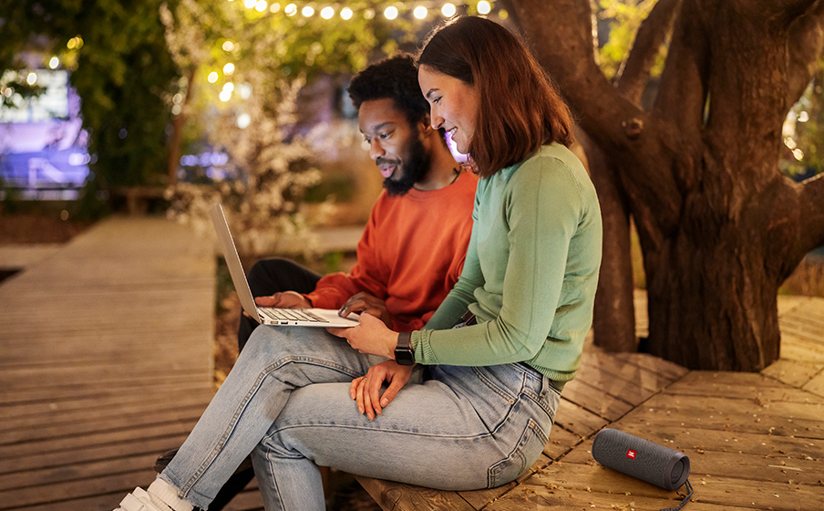 10 horas de m&uacute;sica